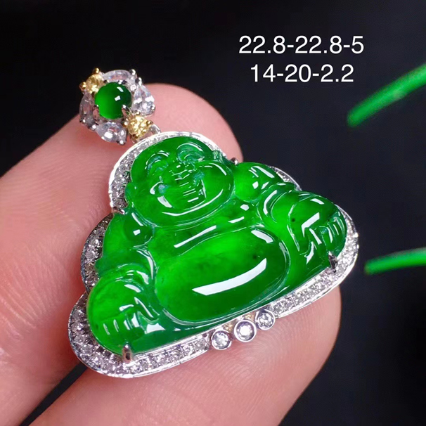 满绿翡翠佛公吊坠，翡翠佛公镶嵌