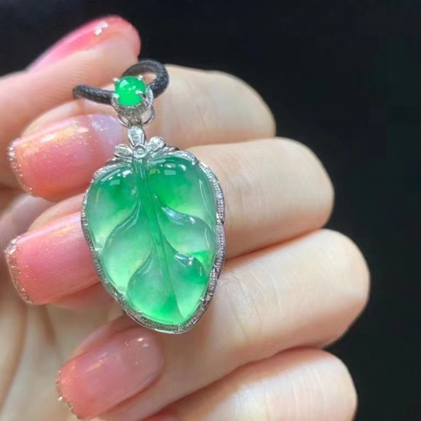 冰绿翡翠树叶 种色甜美5280  性价比推荐  喜欢这种感觉的可以直接入