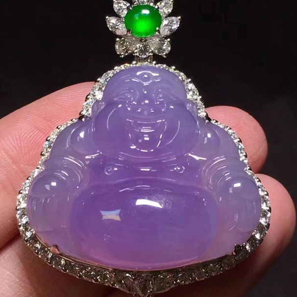 帝王紫翡翠佛公吊坠 颜色很喜人，见光不死 裸石：26*29*8mm 小六价