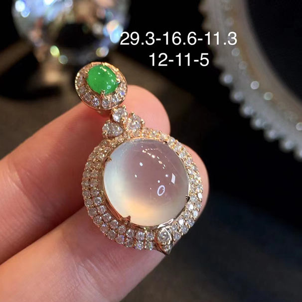 冰种翡翠蛋面吊坠，搭配小绿蛋，18k金伴钻，送银链，无纹裂。批发价：22800