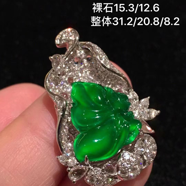 蝴蝶仙子翡翠吊坠，冰透起刚[强] 这个珠宝感满满的