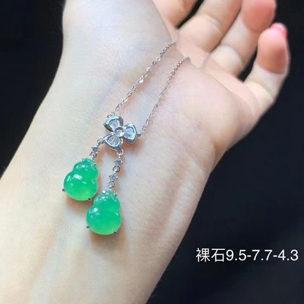 冰绿翡翠葫芦锁骨链  精致百搭，可盐可甜风 批发价：5280