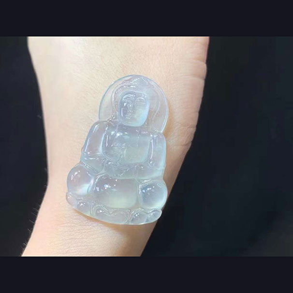翡翠高冰观音  品质完美，水润起光 10800
