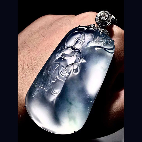 翡翠玻璃种观自在 刚性强，尺寸：74.5/34/12.3 喜询，六位数