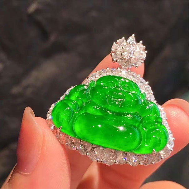 这枚佛公堪称“毕业级佛公” 极品中的极品 一件就可以传承增值的品质！ 小六价