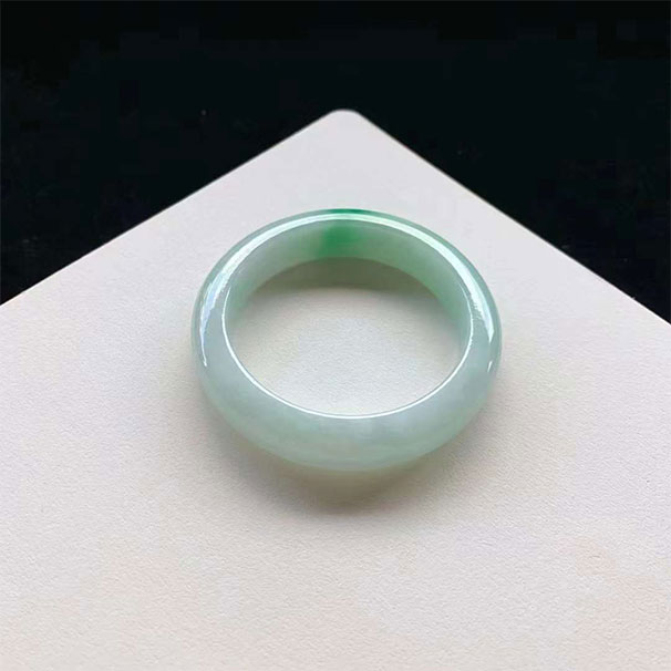 圈口54.2-13.1-8.6 辣阳绿正圈翡翠手镯 正圈54-55