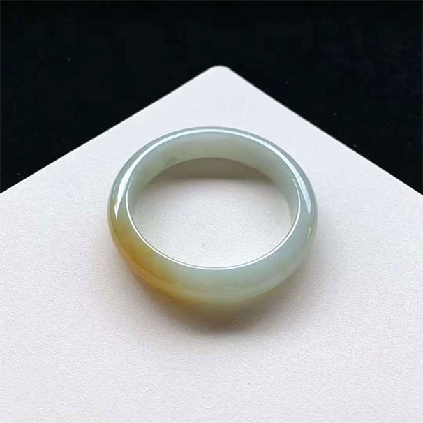 大圈口59.3-14.1-8.6 黄翡正圈手镯正圈59-60  超值价：4.98万