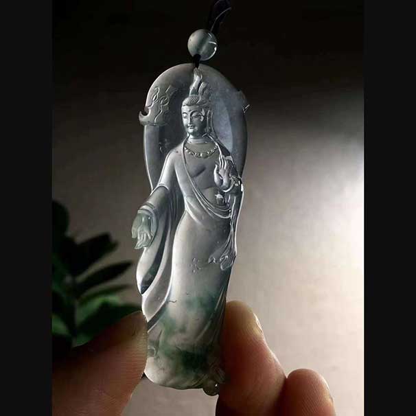 翡翠御龙观音 锐光出品 玻璃种飘绿花 种老起胶完整立体 喜询