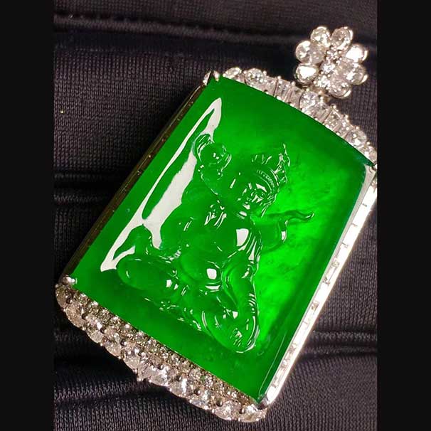 翡翠 老蒋作品 色辣水润，光感好~ ：小六  收藏推荐！！！