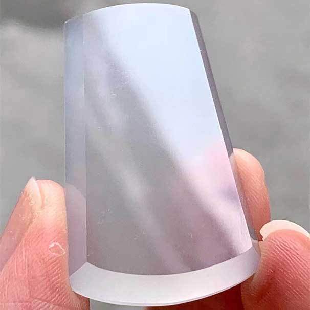 翡翠玻璃种无事牌 厚装通透，起荧光！ 整体非常好的一块牌子！ 喜询~