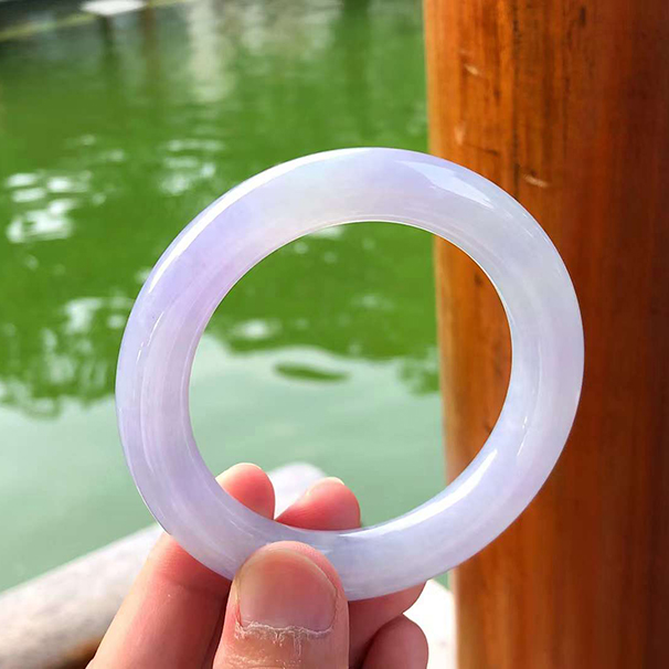 冰紫圆条翡翠手镯