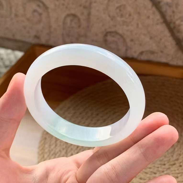 冰种阳绿正圈翡翠手镯