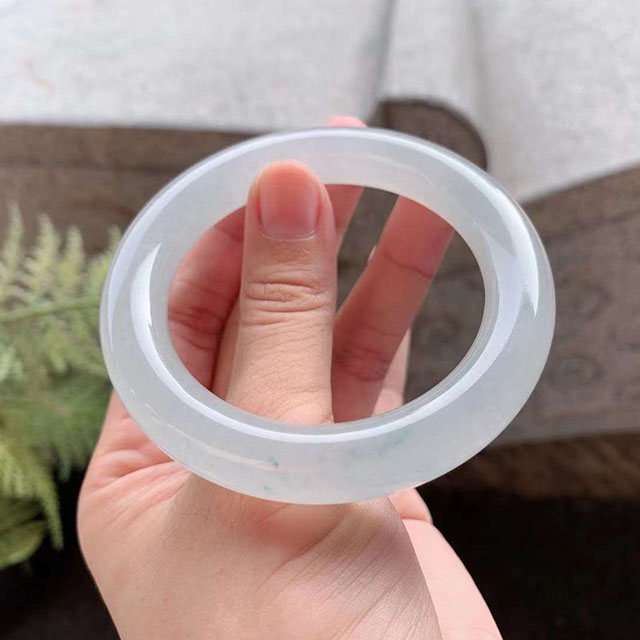 白冰飘碎花翡翠圆条