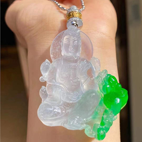 文殊菩萨翡翠吊坠，大师作品，收藏品推荐