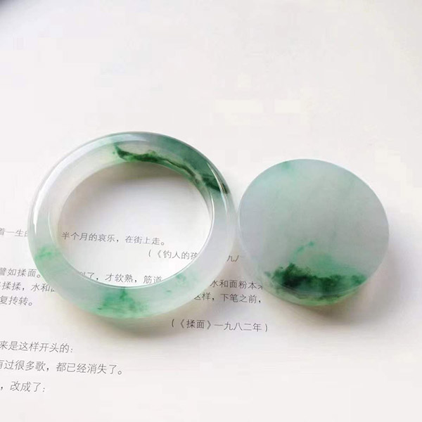 55圈口正圈高冰绿花种水翡翠手镯套装