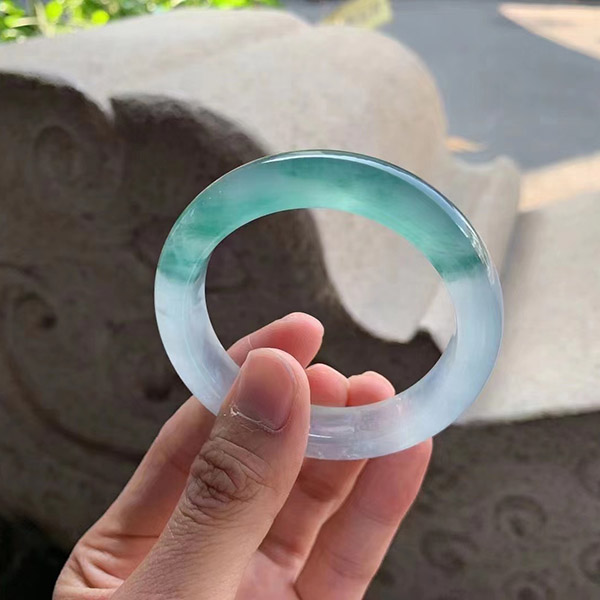 55圈口正圈高品质高冰飘花种水翡翠手镯
