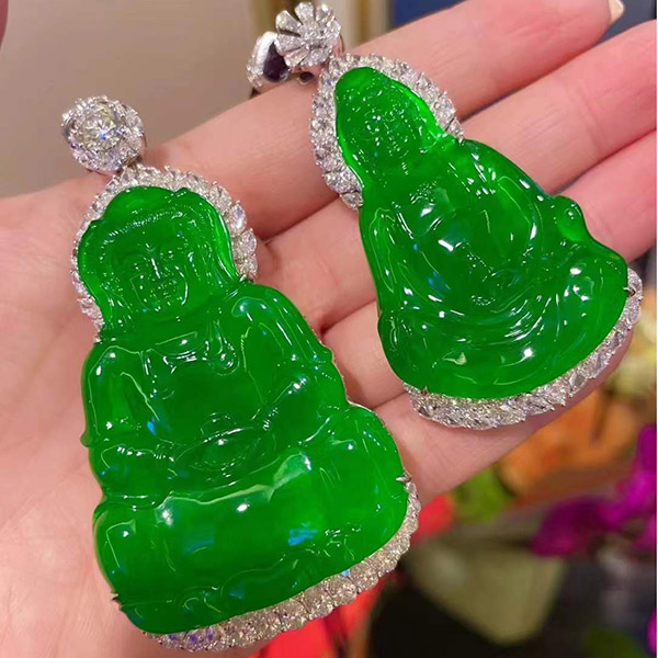 满绿观音佛公翡翠吊坠套装，高品质，色辣，厚庄，豪钻镶嵌，传承首选