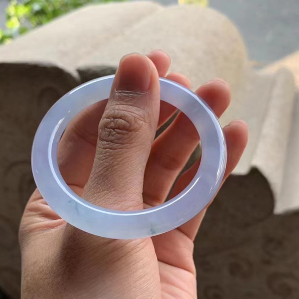 53圈口圆条冰紫飘花镯翡翠手镯