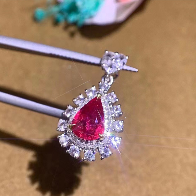 1.5克拉天然红宝石吊坠  主石：1.61ct