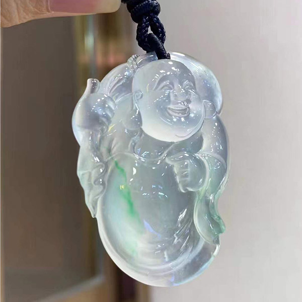 许群豪作品——布袋逍遥佛翡翠挂件，飘色灵动