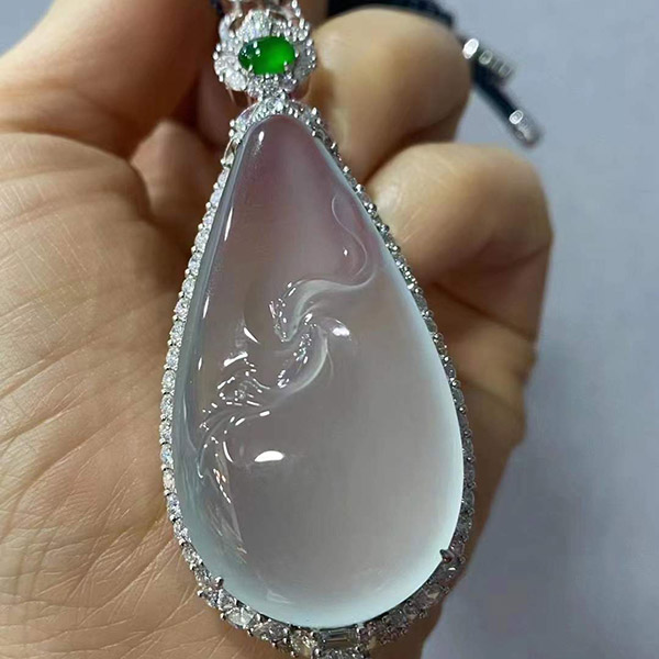 高冰如鱼得水翡翠吊坠，冰纯干净，高品质