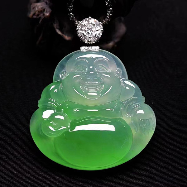冰种绿大佛公翡翠吊坠，市场稀有的品质，十分讨喜，圆圆的肚子尽显富态 真是福气满满！