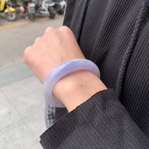 53圈口正圈清爽紫罗兰翡翠手镯，清爽清新紫，见光不失色