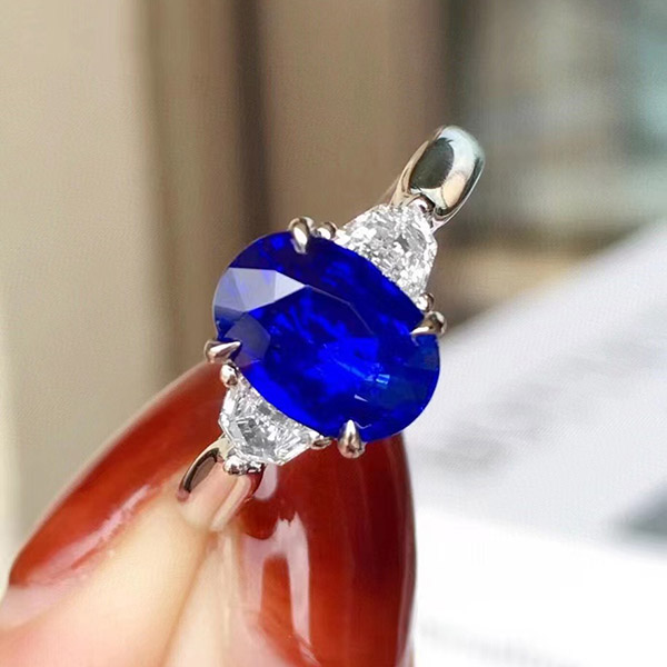 皇家蓝2克拉Vivid Royal Blue皇家蓝蓝宝石戒指