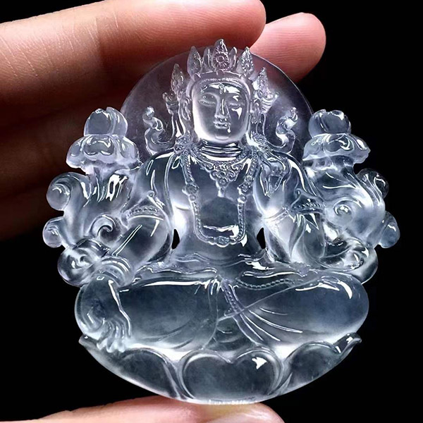 高冰种起胶度母翡翠吊坠，工艺精湛，大师作品